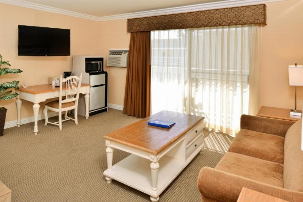 Dana Point Marina Inn image 52